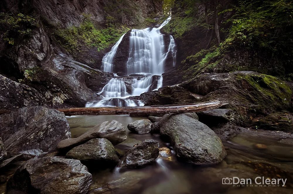 Moss Glen Falls, which is one of the Vermont’s largest waterfalls begins its journey down several tiers of small drops before making the ultimate
75-foot drop into the waters below. This heavyweight waterfall (125 feet in all) flows down an open area of mixed meadow and forest growth, letting you take in the beauty. #waterfall #waterfallsofvermont #Vermont #waterfalls #waterfallsofnewengland #stowe #stowevt less